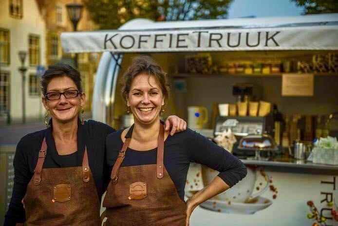 Foto bij artikel: ANNECHIEN & CATELIJNE QUAAK - KOFFIETRUUK