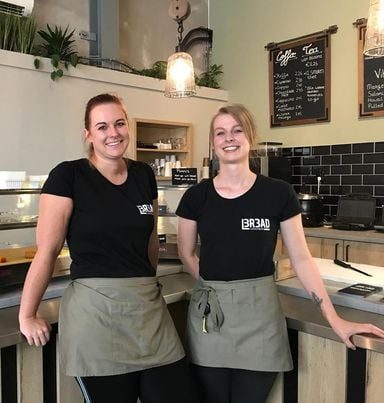 Foto bij artikel: PRISCILLA & MELISSA COPPIETERS - BR3AD LUNCHBAR